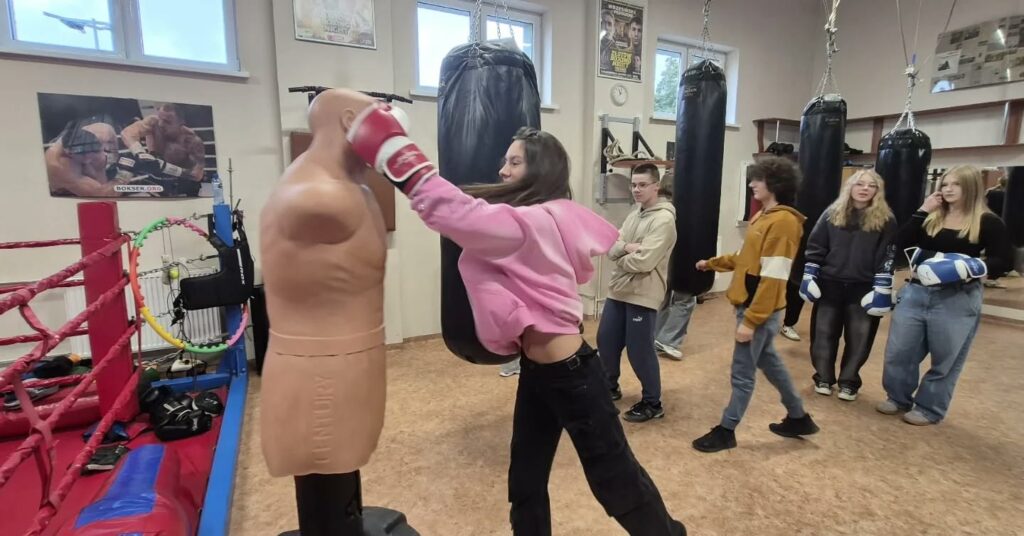 555547327_17993870192837119_2460573175362966054_n