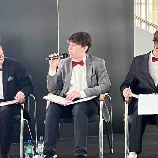 3661bccc-93af-44b7-916c-b6a9f4e22709