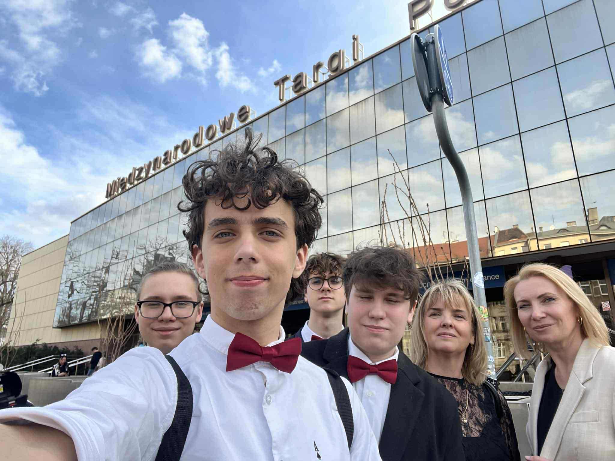 Read more about the article Debatowali w Poznaniu