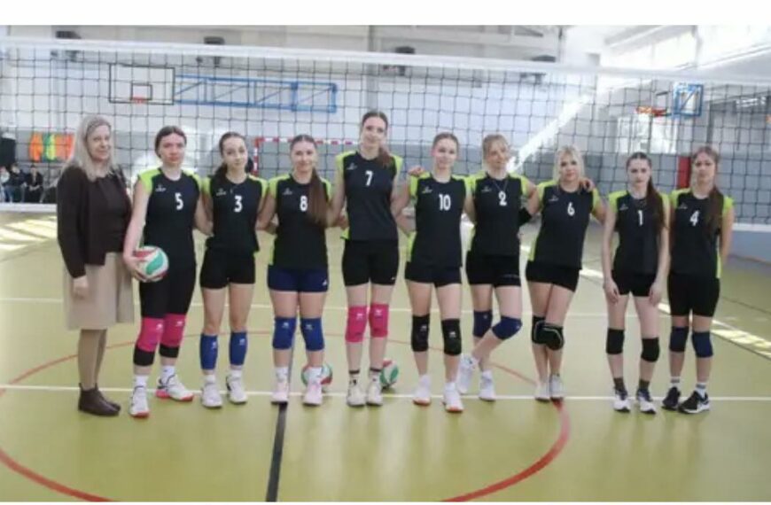 Wielki sukces siatkarek i siatkarzy z I LO