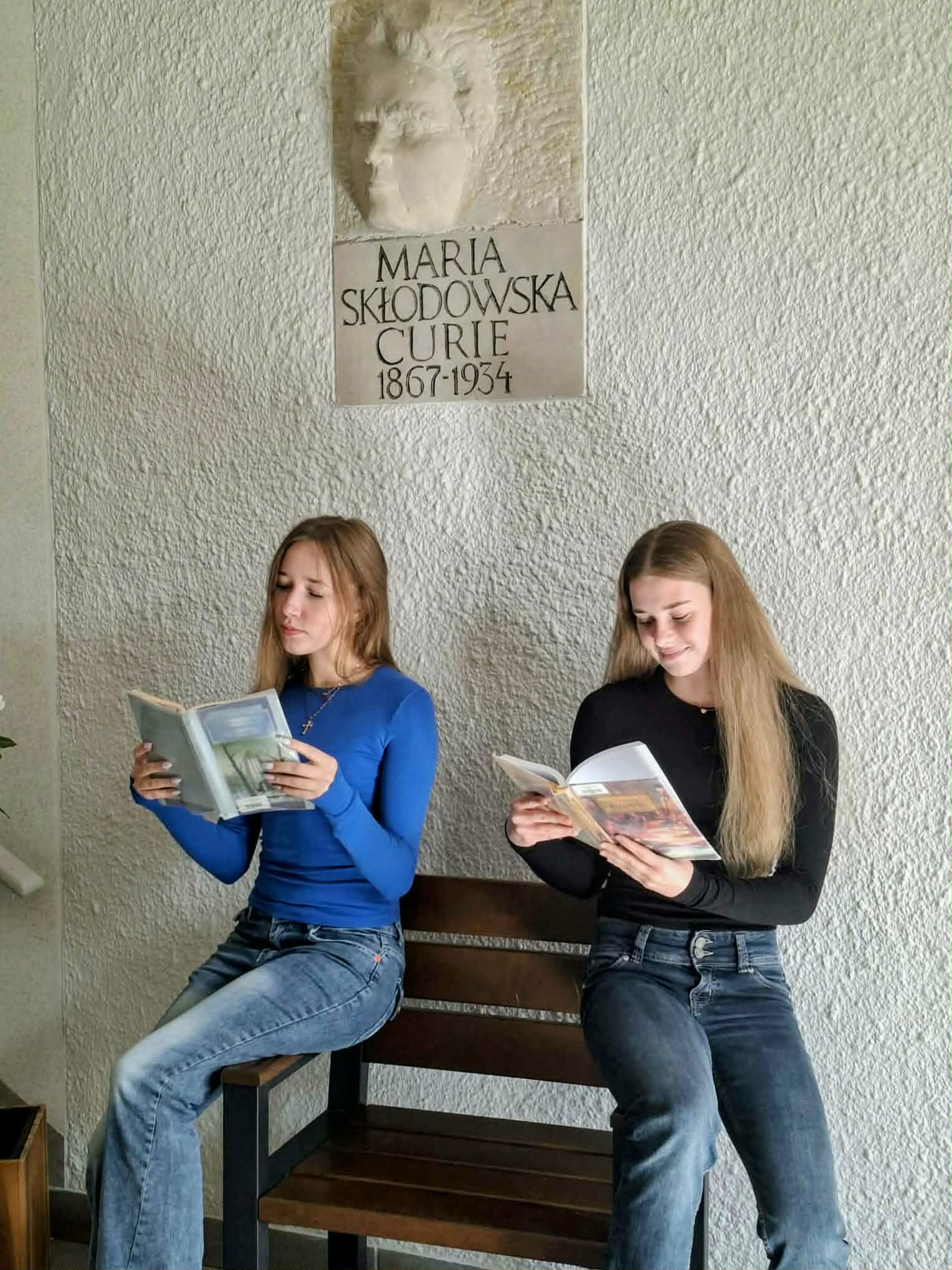 Read more about the article Czy Maria Skłodowska-Curie czytała „Dziady” Adama Mickiewicza?